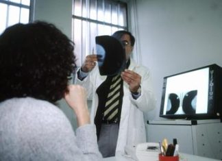 L’indagine, 1 donna su 3 con cancro dell’ovaio aspetta oltre 1 anno per la diagnosi