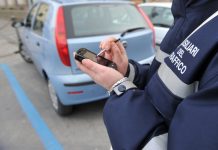 Soste, ecco 12 ausiliari del traffico: potranno redigere verbali