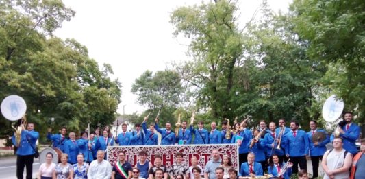 Festa del vino, gemellaggio artistico tra le bande musicali di Castelvenere e di Újfehértó