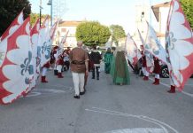Cavalieri, vessilli e costumi: Buonalbergo celebra Alberada