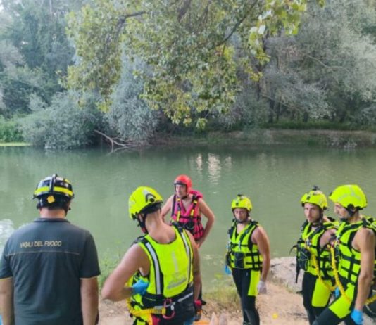 Tragedia al Parco del Volturno: si tuffa nel fiume, perde la vita a 17 anni