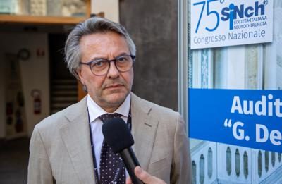 Ai, neurochirurgo Barbagallo: “Aiuta ma non sostituisce l’esperienza clinica”
