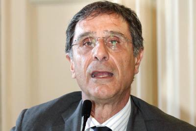 Claudio_Barbaro_fg_1-0-1234784421