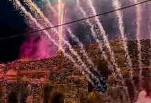 Fuochi d’artificio al Teatro Romano, è polemica