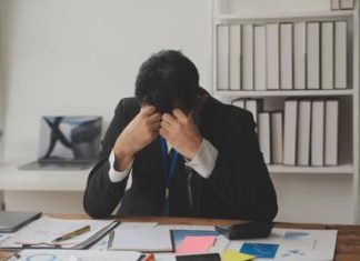 Stress da rientro? Lo psichiatra: “La verità è che non ci siamo mai assentati”