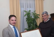 Padre Ibrahim arriva a Pietrelcina per il conferimento della cittadinanza onoraria