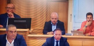 Miasmi, alta tensione in Consiglio. Picucci: “Siamo stati vigili”. Le opposizioni: “Vogliamo risposte”