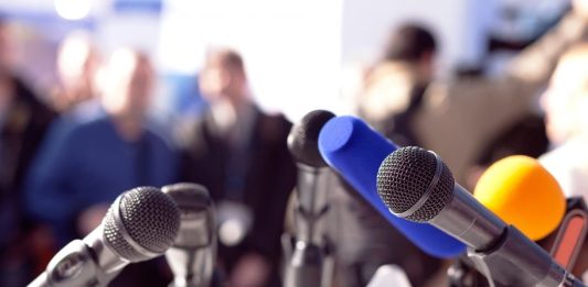 Viespoli-Del Basso De Caro e Martusciello-Rubano, domani conferenze stampa quasi in contemporanea