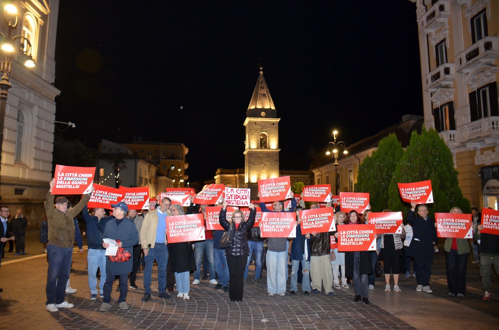 opposizione manifestazione