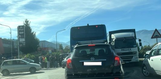 Protesta degli autotrasportatori, blocchi anche nel Sannio: stop sulla Statale Appia e al casello di Castel del Lago
