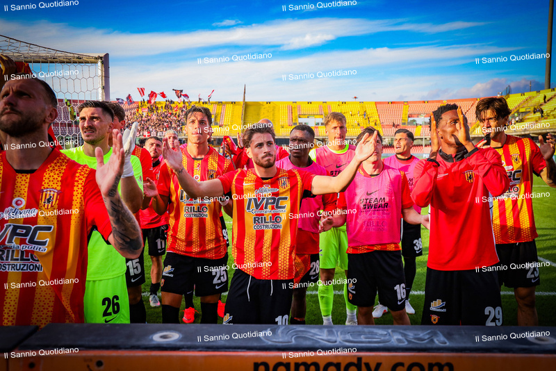 squadra sotto la curva