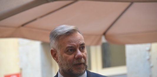 L’intervista – Vizzi Sguera: «Benevento città al contrario: si critica l’opposizione invece che il governo Mastella»